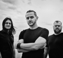 «Η κοιλάδα των δακρύων» των Riverside 