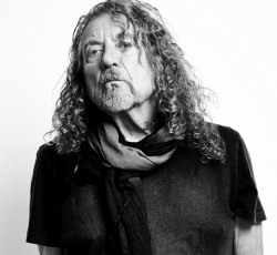 Robert Plant: «Θα ήμουν μια πουτ… αν δε συνέχιζα την πορεία μου μετά από τους Led Zeppelin»