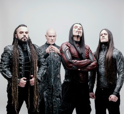 Οι Septicflesh συνοδεία ορχήστρας από 100 και πλέον μουσικούς 