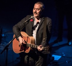 "Arrhythmia": Νέο άλμπουμ από τον τραγουδιστή των Tindersticks, Stuart Staples