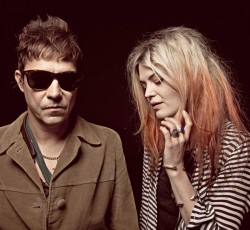 Οι Kills επιστρέφουν με ένα κομμάτι «δύναμης και χειραφέτησης» 