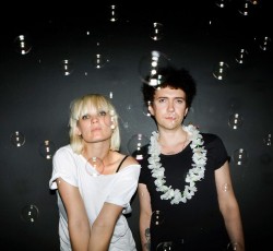 Ολοκαίνουργιο κομμάτι από τους Raveonettes 