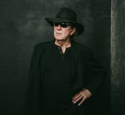 «Έφυγε» ο πολυσχιδής συνθέτης Tony Joe White 
