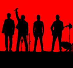 Στο νέο video των U2 η Κου-Κλουξ Κλαν παρελαύνει στον Λευκό Οίκο 