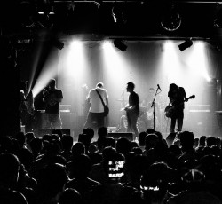 Πρώτη μετάδοση: Νέο τραγούδι από τους Wang Wen 