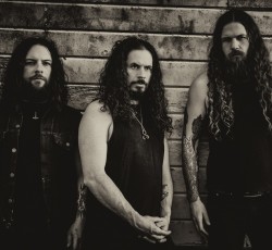 Οι Wolves Ιn Τhe Throne Room ανακοινώνουν τη νέα τους δουλειά 