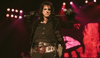 Ο Alice Cooper σε μια «παραφυσική βραδιά» στο Παρίσι