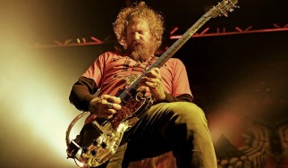 Brent Hinds: «Η γαμ@@@ μουσική βιομηχανία. Η πιο σκληρή δουλειά της ζωής μου…»