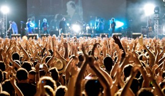 Μείωση του ΦΠΑ στις συναυλίες στο 6% προανήγγειλε το υπουργείο Οικονομικών