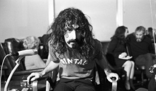 Σε boxset οι μυθικές εμφανίσεις του Frank Zappa στο Roxy Theatre του Hollywood