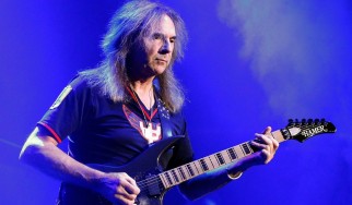 Το προσωπικό μήνυμα του Glenn Tipton…