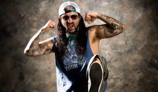 Mike Portnoy: «Ήμουν πάντα ένας frontman κολλημένος πίσω από τα ντραμς!»