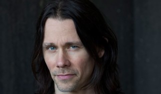 Myles Kennedy: «Άφησε τον εαυτό σου και πάρε στα σοβαρά τη δουλειά σου»