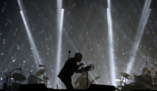 Η pop μουσική έγινε πιο …στενάχωρη στη διάρκεια των τελευταίων 30 χρόνων