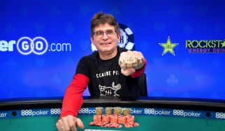 Ο Steve Albini κερδίζει παγκόσμιο τουρνουά πόκερ