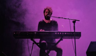 "Towards? (for what is to come)": Ακούστε το νέο κομμάτι του Theodore