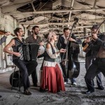 Μια πολυπολιτισμική μουσική βραδιά με την Barcelona Gipsy Balkan Orchestra στην Τεχνόπολη