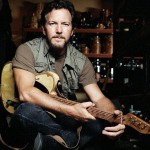 Ο Eddie Vedder διασκευάζει Chris Cornell