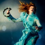​Florence + The Machine: Μια μίνι ξενάγηση στον κόσμο ενός μαγικού ξωτικού από το Λονδίνο