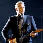 O Josh Homme «στο πλευρό» του Jack White