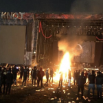 Χάος στο Knotfest Mexico 2019: Ο εξοπλισμός κάηκε κατά την διάρκεια σοβαρών επεισοδίων