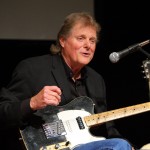 Πέθανε ο θρυλικός session κιθαρίστας Reggie Young