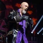 Μια αριστοτεχνική… κλοτσιά του Rob Halford σε κινητό fan