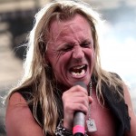 Ο Ronnie Atkins αποκαλύπτει την μάχη του με τον καρκίνο του πνεύμονα