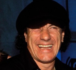 Οι AC/DC επανασυνδέονται με Brian Johnson και Phil Rudd