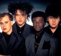 Πέθανε ο πρώην ντράμερ των Cure, Andy Anderson