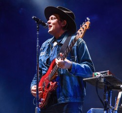 Οι Arcade Fire, ο Tim Burton και ο… Dumbo το ελεφαντάκι