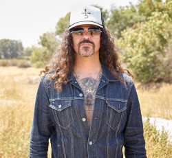 Το «τζακούζι» του Brant Bjork άργησε 9 χρόνια...