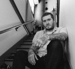 "Local Honey": Νέο άλμπουμ από τον Brian Fallon