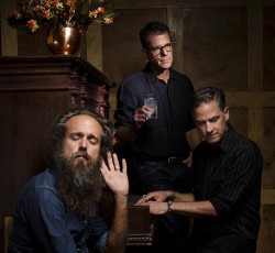 Ένα «συνεργατικό» άλμπουμ από τους Calexico και τους Iron And Wine 