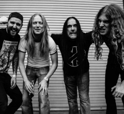 "Under The Scalpel Blade": Νέο single από τους Carcass