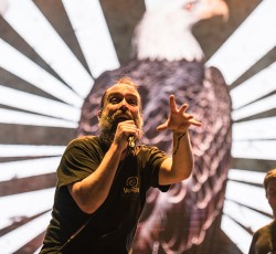 Οι Clutch επανηχογραφούν κλασικό τραγούδι τους και «τιμούν» το Release 