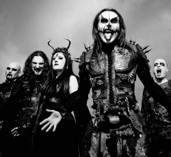 Παρελθόν η Lindsay Schoolcraft από τους Cradle Of Filth 