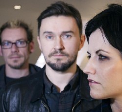 Οι Cranberries κυκλοφορούν νέο single με την Dolores O'Riordan στα φωνητικά