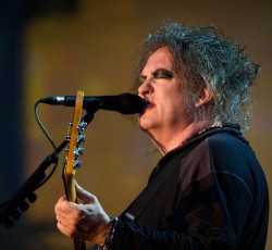 Oι Cure στο Rock And Roll Hall Οf Fame… (video)