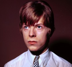 Ακυκλοφόρητα κομμάτια της πρώτης εποχής του David Bowie σε νέο box set 