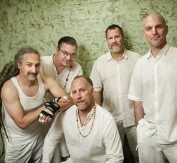 Οι Faith No More ετοιμάζουν μια ακόμα επιστροφή 