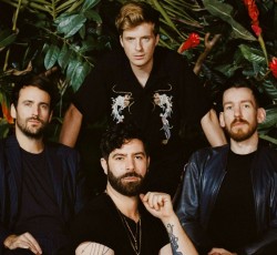 Δυο νέα άλμπουμ από τους Foals μέσα στο 2019 