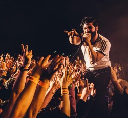 Οι Foals επιστρέφουν με νέο single
