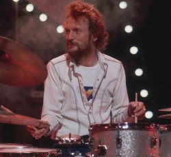 «Έφυγε» ο κορυφαίος ντράμερ Ginger Baker 