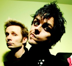Τρία ανέκδοτα κομμάτια των Green Day στο φως της δημοσιότητας
