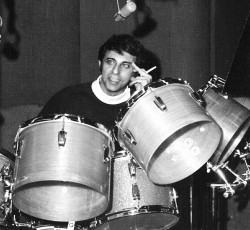 «Έφυγε» ο κορυφαίος session ντράμερ Hal Blaine 