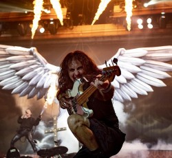 Δείτε το εντυπωσιακό live video του "Flight Of Icarus" των Iron Maiden 
