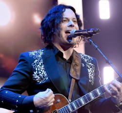 Ο Jack White συναντά τον Jack Black!