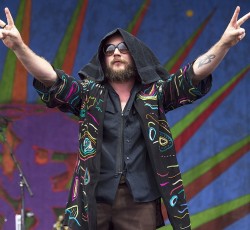 Ένα ακυκλοφόρητο κομμάτι από τους My Morning Jacket 