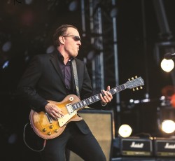 "The Valley Runs Low": Νέο live video από τον Joe Bonamassa 